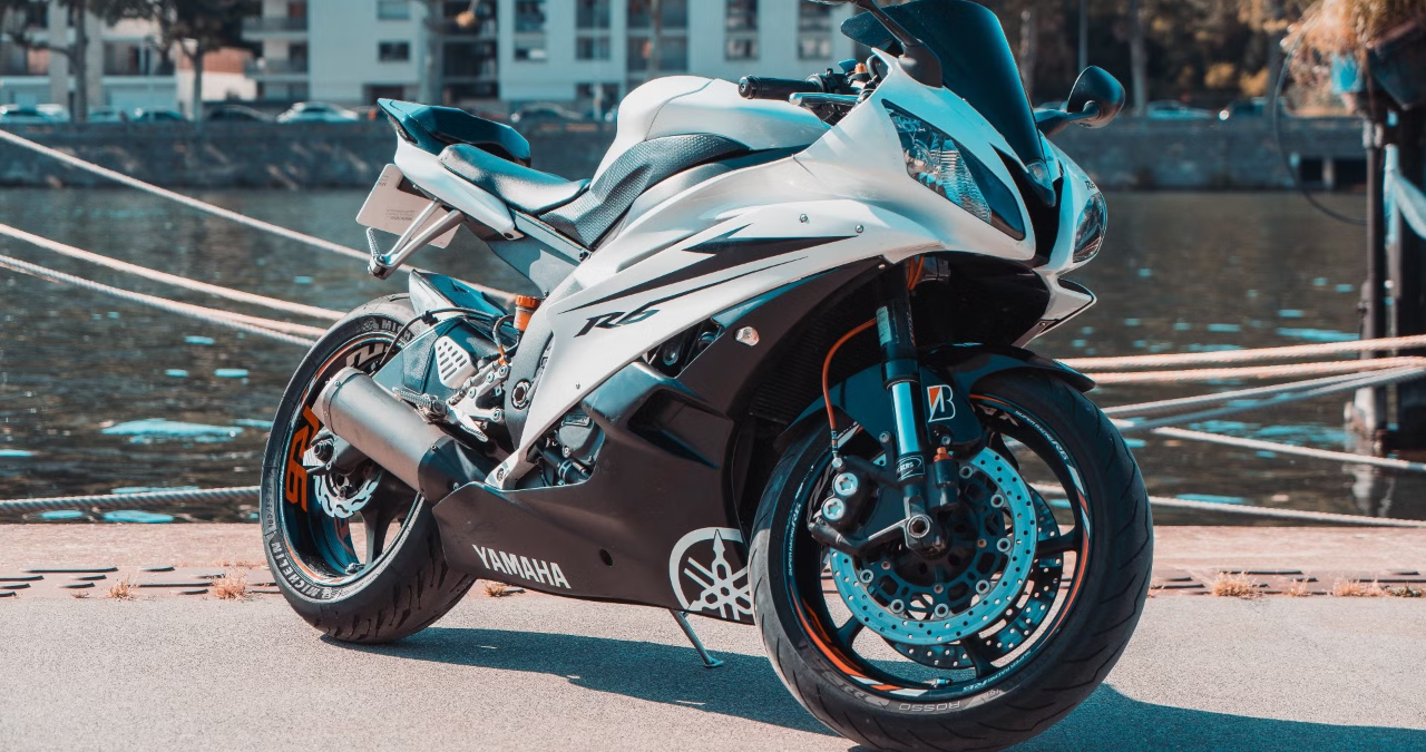 Yamaha R6