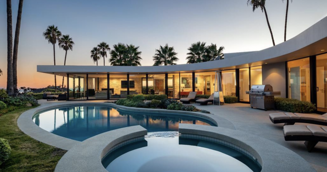 Elon Musk House: Inside the Living Spaces of a Tech Visionary
